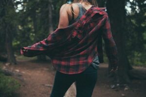 como cortar uma blusa cigana