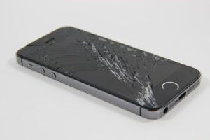 quanto custa o conserto de tela de celular